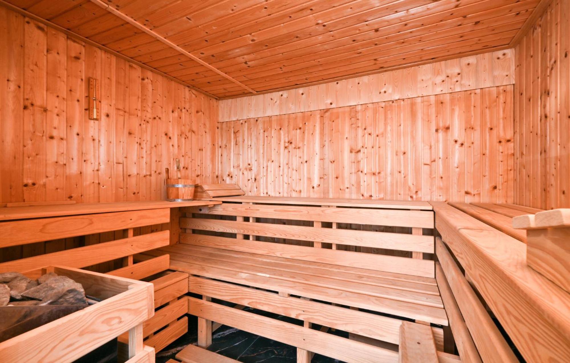 Nice Home In Kapela With Sauna Extérieur photo